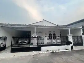 Di Jual rumah di Perum Jatiasih indah, Hanya 780 nego.