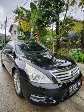 Nissan teana 2.5XV