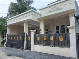 DISEWA RUMAH FULL FURNISH DI KAV BILLYMOON PONDOK KELAPA DUREN SAWIT