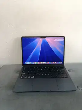 MACBOOK AIR M2 2022 13 RAM 8GB SSD 256GB MINUS DENT DIBODY