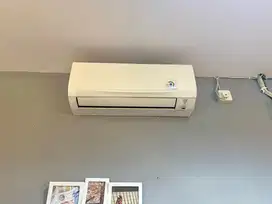AC DAIKIN 1,5 PK JUAL MURAH JUAL CEPAT