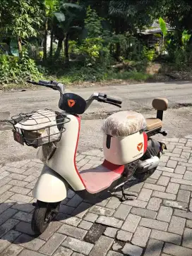 YADEA MINIO CASHBACK 1JT