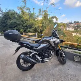 Honda CB 150 X like new