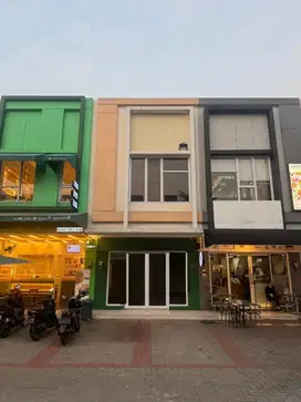 DISEWAKAN Ruko 3lt Pisa Grande, Kulineran dkt BSD, Sewa Gading Serpong