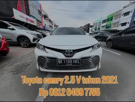 Toyota camry 2.5 V matic 2021