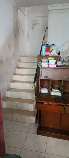 Jual cepat rumah dekat kampus dan mal