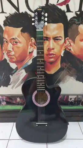 gitar string ymh hitam