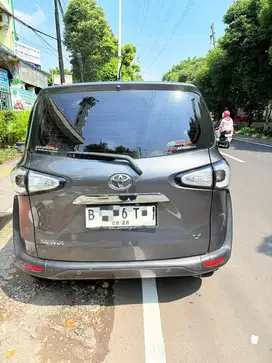 Toyota Sienta 2019 Bensin