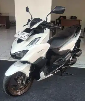 Vario 160 Tahun 2024