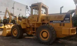 Dijual Wheel Loader Komatsu model WA350-1