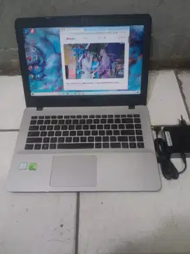 Laptop Asus core i5 SSD 500gb/8gb