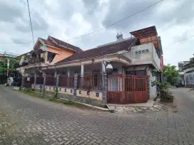 Rumah Kost Area Candi Mendut Suhat Ada Rumah Utama