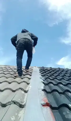 Tukang perbaikan atap bocor dinding dak rembes talang air renovasi DLL