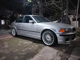BMW 323i 2000 Bensin