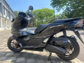 TT/BARTER TERMURAH HONDA PCX HITAM plat H body mulus mesin halus bu