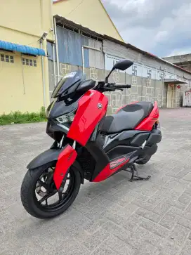 Yamaha Xmax Connected Merah 2023