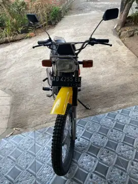 Di jual motor honda win 100