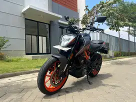 KTM Duke 250 tahun 2022