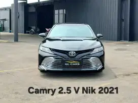 Camry 2.5V 2021 Cash Hitam Low Km Toyota Kondisi Bagus