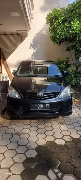 KIJANG INNOVA 2.5 E M/T 2011 KONDISI ISTIMEWA !
