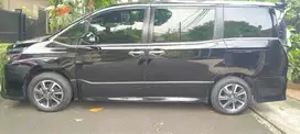 Toyota Voxy 2020 Bensin