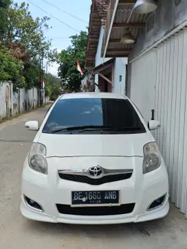Yaris s limited pemakaian 2011 matic