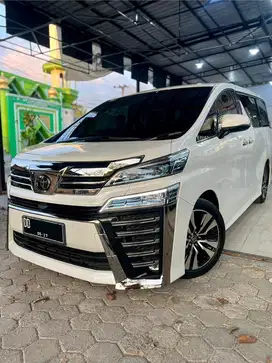 Vellfire G AT 2022