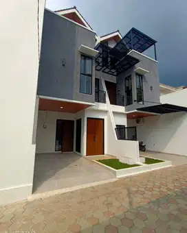 Rumah Baru Modern Minimalis Dalam Komplek Di Rawamangun Jakarta Timur