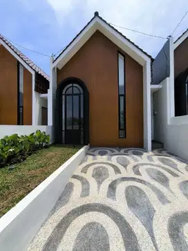 Dijual Rumah Baru, Super Cantik di Greenland Tidar, Malang