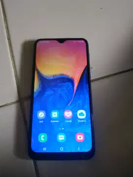 Dijual Samsung A10, ram 2/32, batangan