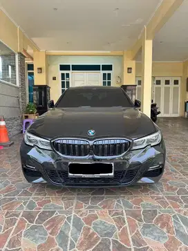 BMW 330i 2021 Bensin