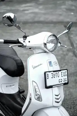 VESPA PRIMAVERA 150 3V 2014 ( TERMURAH )