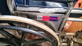 Kursi roda siap pakai normal