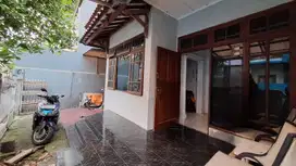 RUMAH LAMA HITUNG TANAH DI CIPETE