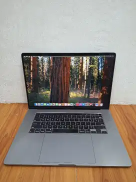 Macbook Pro 2019 16 inch 16/512Gb touchbar