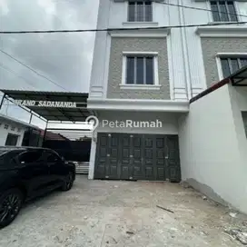 DIJUAL RUKO JALAN TUAMANG KOMPLEK GRAND SADANANDA - DAERAH SIDOREJO