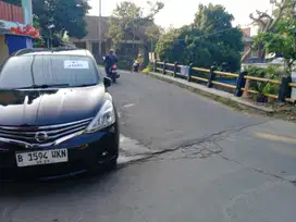 Nissan Grand livina 2009 Bensin