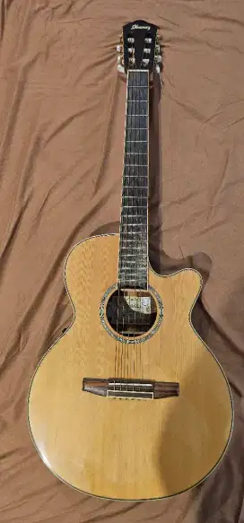 Gitar Ibanez Classic akustik elektrik AEG10NE