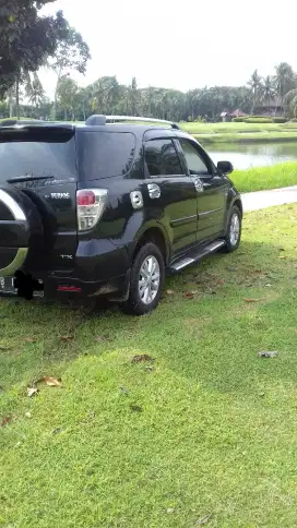 MENCARI PEKERJAN SUPIR