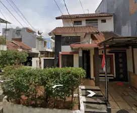 Disewakan rumah dlm town house muslim dekat UI