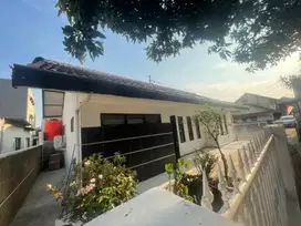 Sewa rumah margacinta, pasar kordon parkir luas masuk mobil