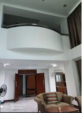 DIJUAL APARTEMEN MITRA OASIS 4BR SANGAT STRATEGIS