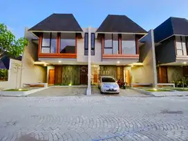 RUMAH  LANTAI STRATEGIS DI MAGUWOHARJO, ONE GATE