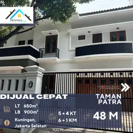 Jual Rumah Mewah Terawat Posisi Hoek Dalam Komplek Premium Taman Patra