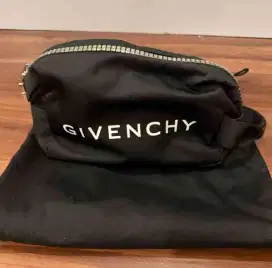 Givenchy G-Zip toilet pouch nylon leather black