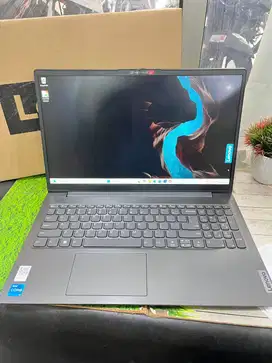 LENOVO V13 GS IAP | INTEL CORE i3 _ 1215U