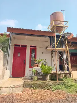 Rumah Mungil Bebas Banjir Cogreg Parung Tangerang Selatan