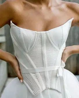 DICARI PENJAHIT BRIDAL BULANAN