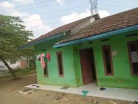 RUMAH SIAP HUNI LOKASI STRATEGIS DEKET JALAN RAYA CISEENG PARUNG