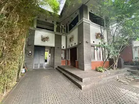 Rumah bagus siap huni ciumbuleuit bandung